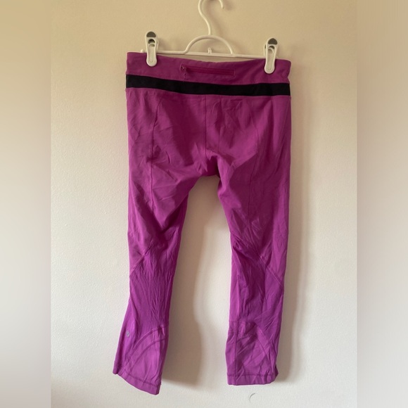 Lululemon Run: Inspire Crop II Size 6 - Picture 6 of 7